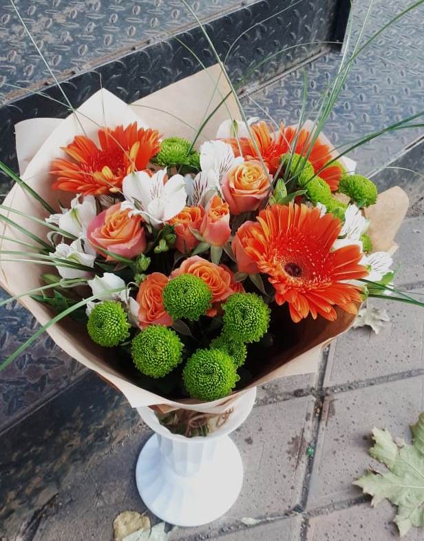 Букет цветов из: Герберы, Хризантемы, Альстромерии и Розы в Войновой-Горе