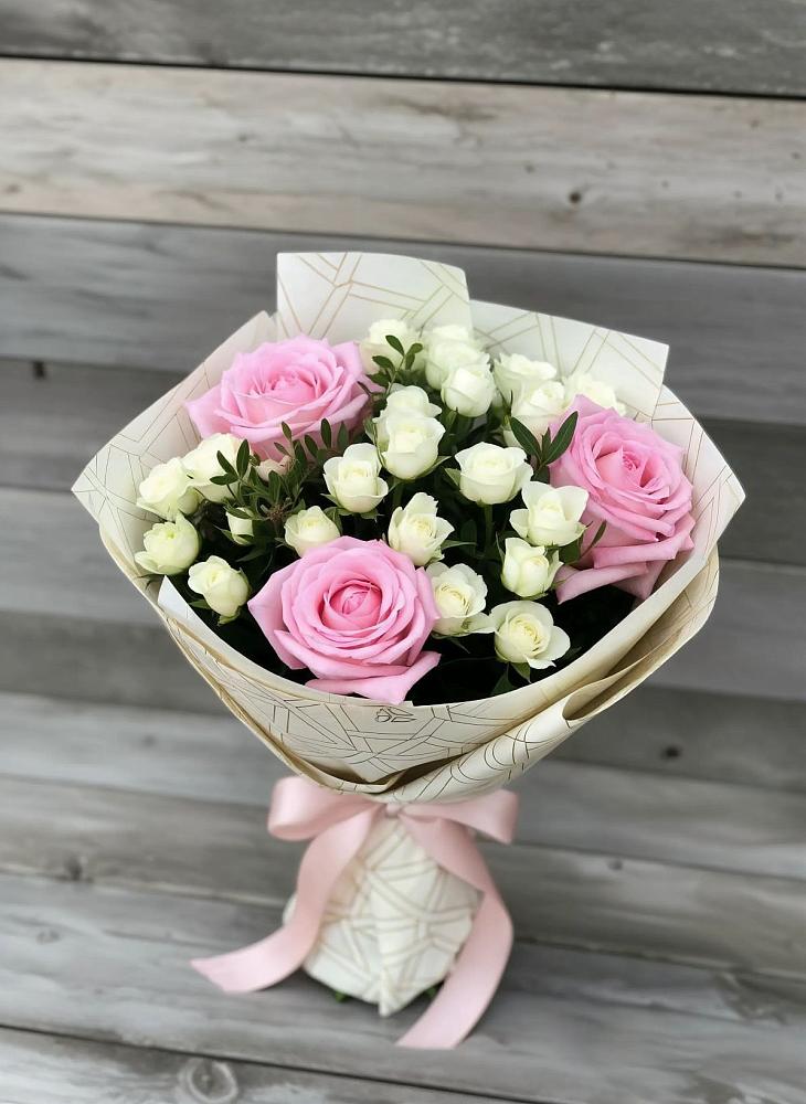 Букет цветов из: Розы в Войновой-Горе