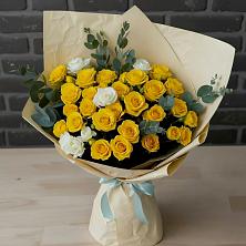 Букет цветов из:  Розы в Войновой-Горе