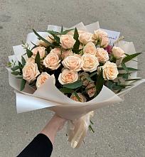 Букет Кремовые розы Латте в Войновой-Горе