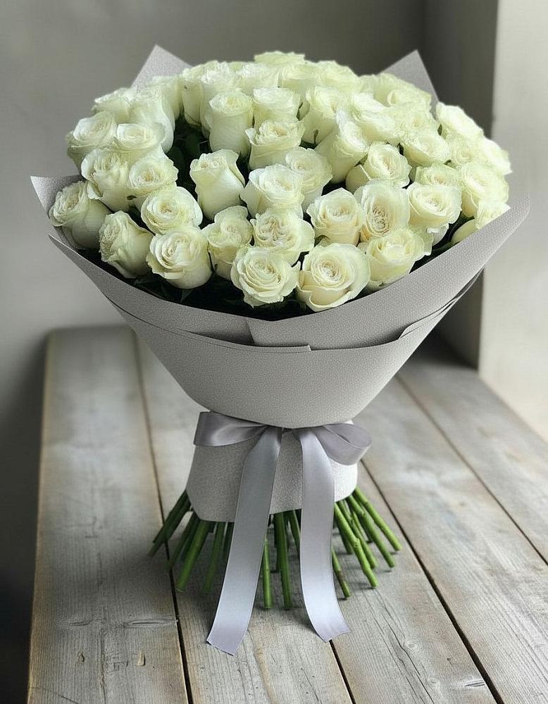Букет 35 Белых роз в Войновой-Горе