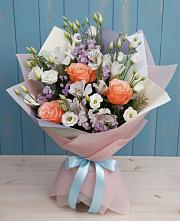 Букет цветов из:  Лизиантусы, Розы, Альстромерии и Гипсофила в Войновой-Горе