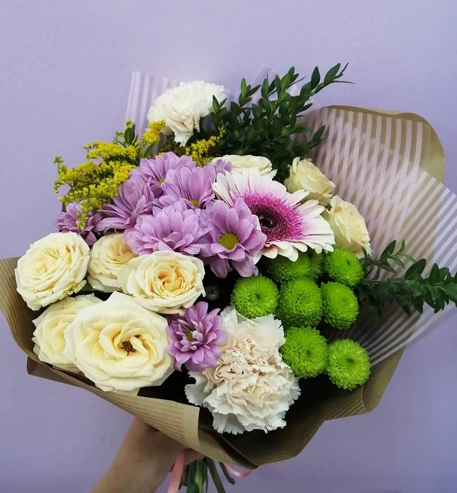 Букет цветов из: Хризантемы, Розы, Гвоздики и Герберы в Войновой-Горе